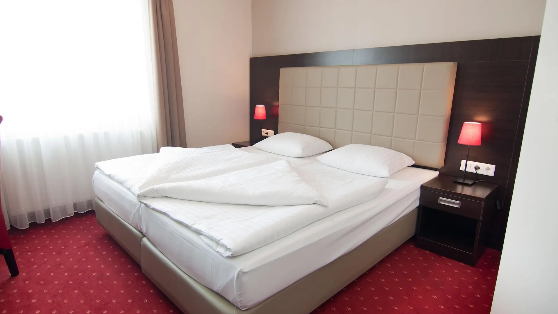 ***  Hotel Savoy Hamburg Germany